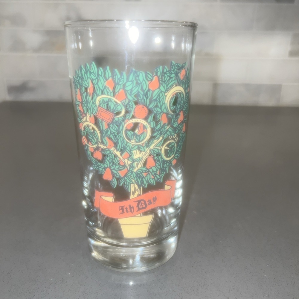 ANCHOR HOCKING 1970's TWELVE 12 DAYS OF CHRISTMAS GLASS DAY12 Oz. - 5th Day